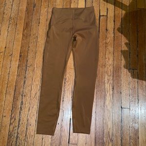 Never warn lululemon leggings size 6